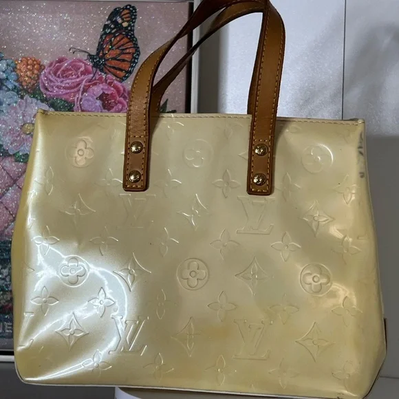 🔥🔥Louis Vuitton Cream Monogram Vernis Tote - Picture 3 of 12